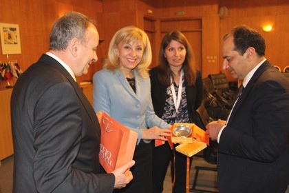 Министърът Петя Аврамова проведе среща с министъра на инфраструктурата, транспорта и мрежите на Гърция